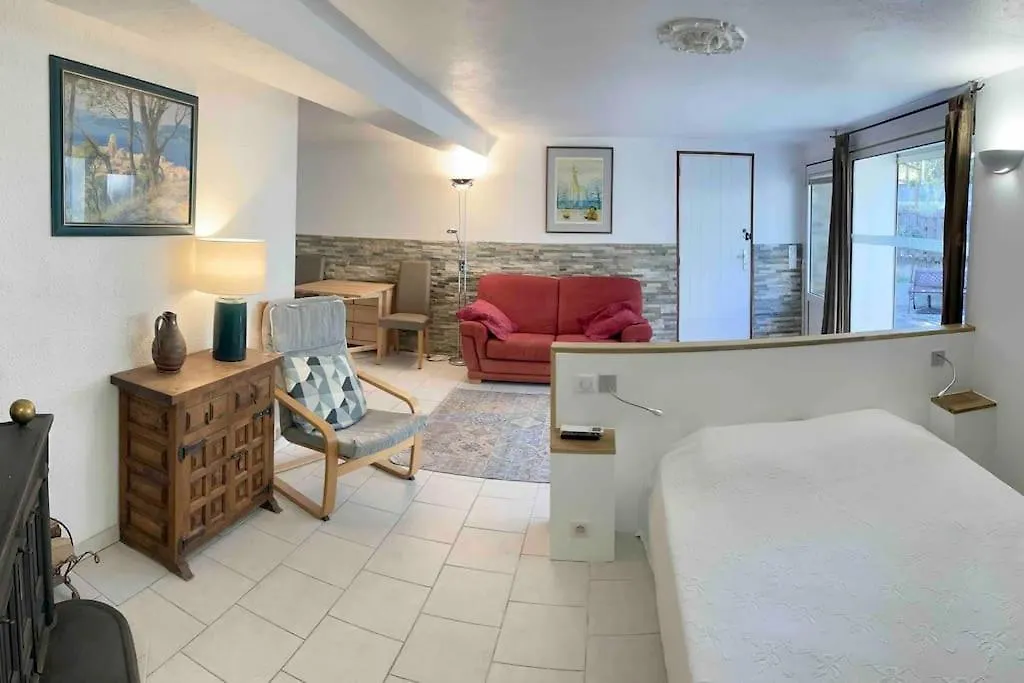 Apartment Calme, Piscine - Appartement Milady'S Garden Bormes-les-Mimosas