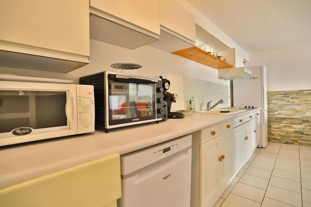 Calme, Piscine - Appartement Milady'S Garden Bormes-les-Mimosas 0*,